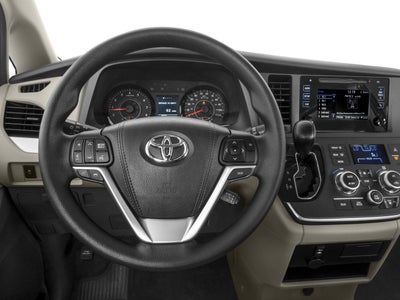 2017 Toyota Sienna L FWD 7-Passenger (Natl)