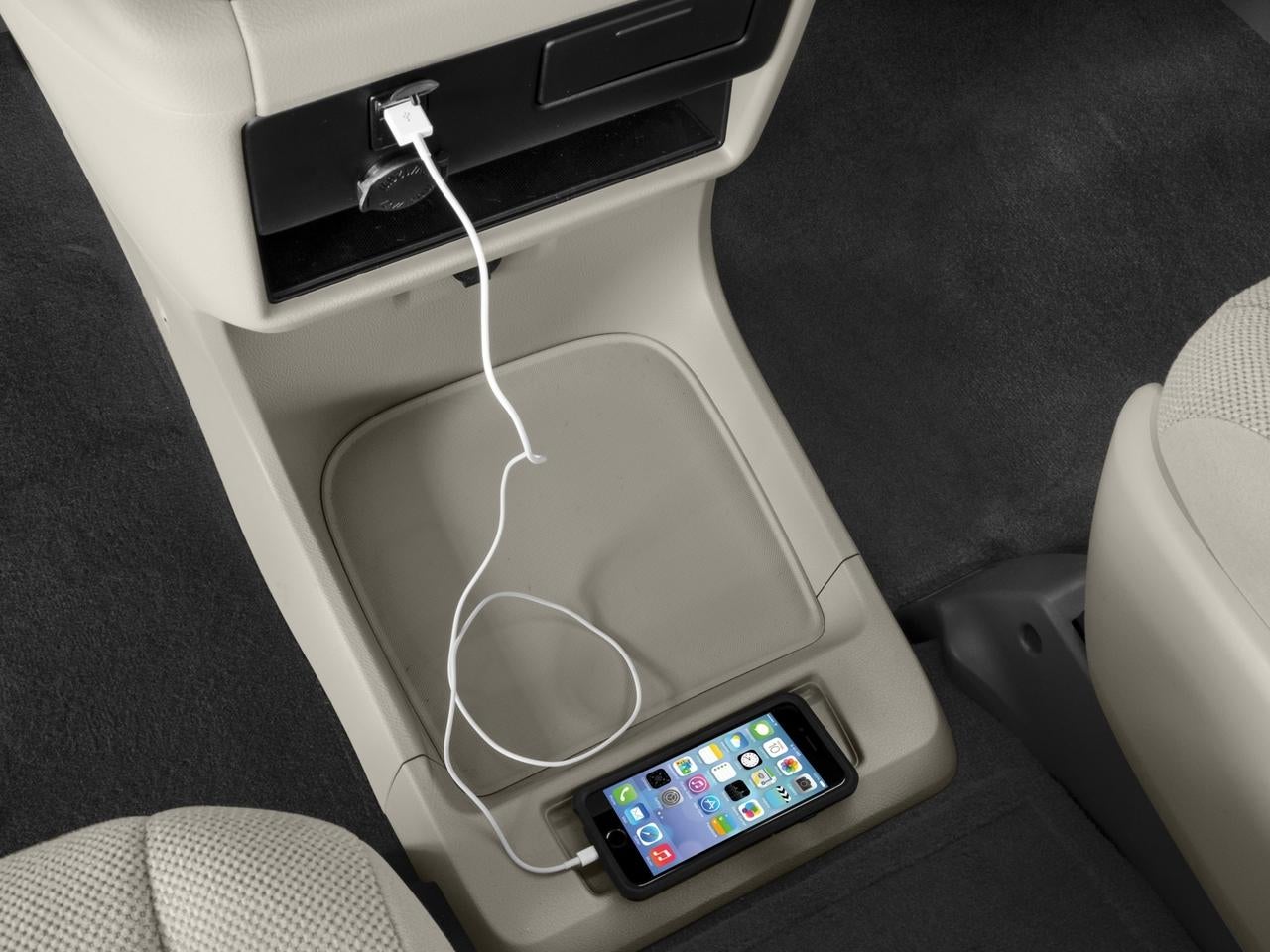 2017 Toyota Sienna L FWD 7-Passenger (Natl)