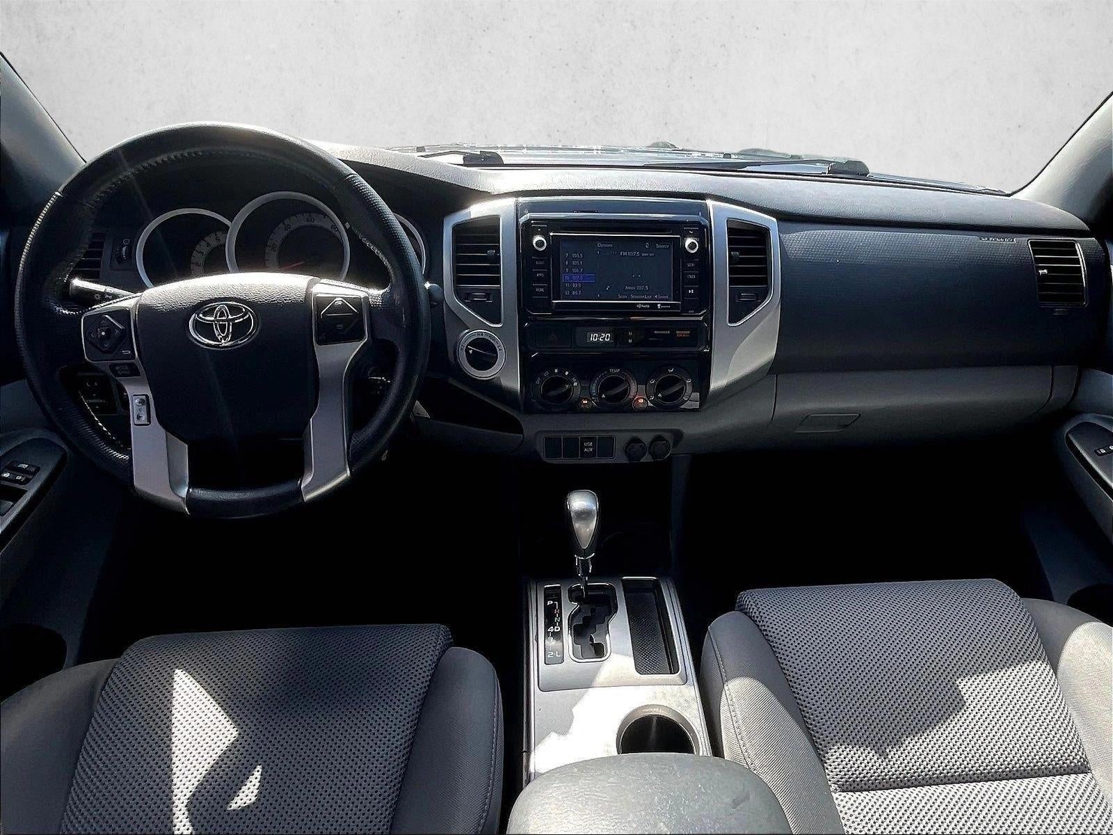 2014 Toyota Tacoma 4WD Double Cab Short Bed V6 Manual (Natl)