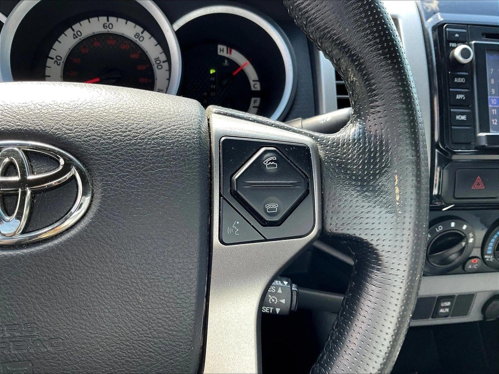 2014 Toyota Tacoma 4WD Double Cab Short Bed V6 Manual (Natl)