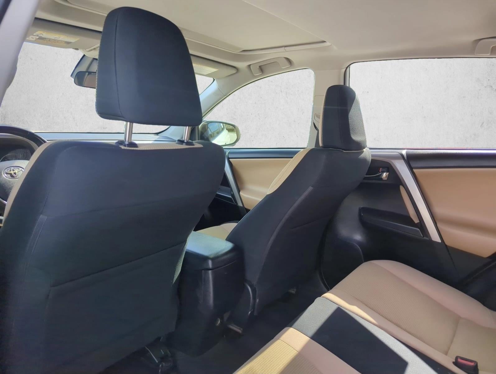 2018 Toyota RAV4 XLE FWD (GS)
