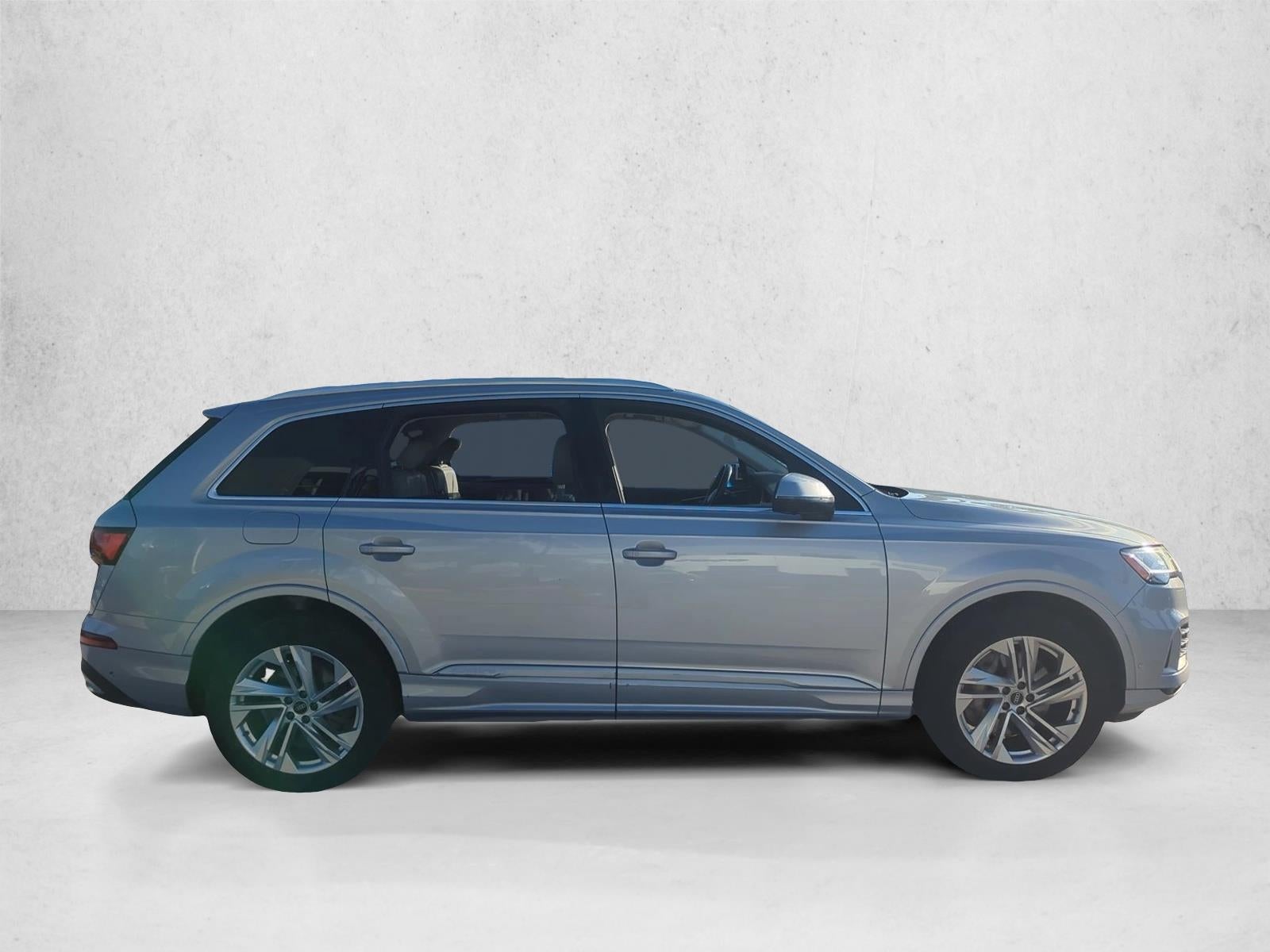 2021 Audi Q7 Premium Plus 45 TFSI quattro
