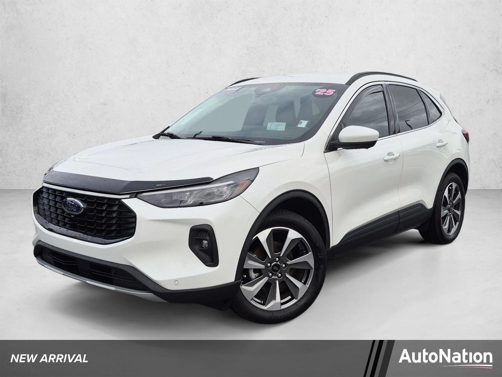 2025 Ford Escape Hybrid