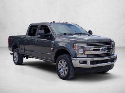 2019 Ford Super Duty F-250 SRW LARIAT 4WD Crew Cab 6.75' Box
