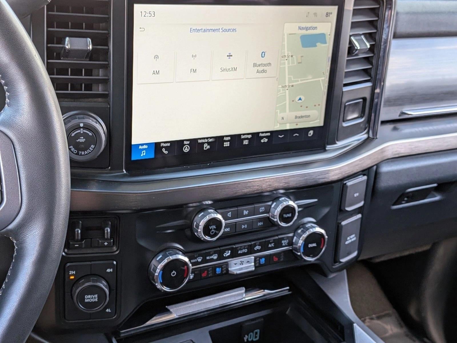 2023 Ford Super Duty F-450 DRW LARIAT 4WD Crew Cab 8' Box