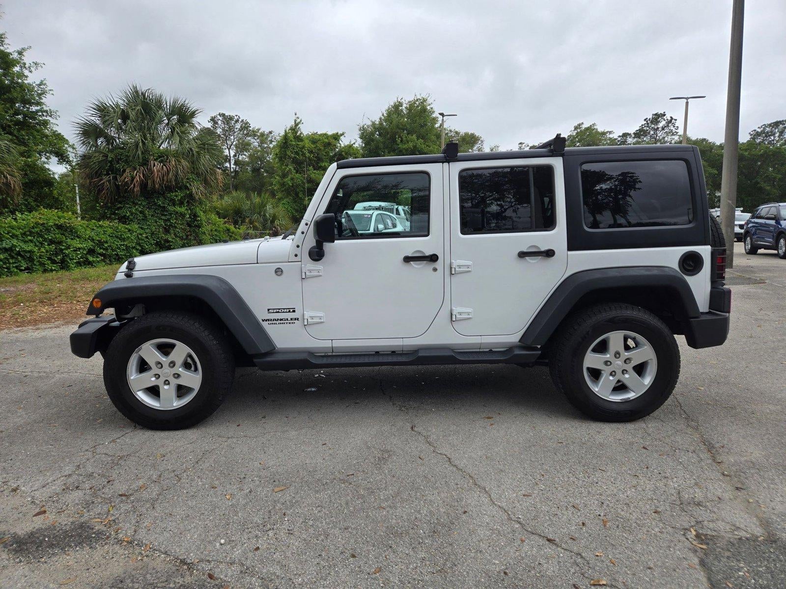 2015 Jeep Wrangler Unlimited 4WD 4dr Sport