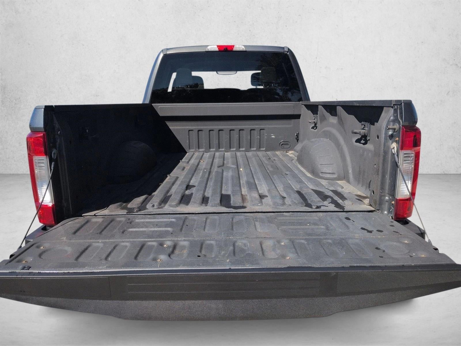 2019 Ford Super Duty F-250 SRW XLT 4WD Crew Cab 6.75' Box