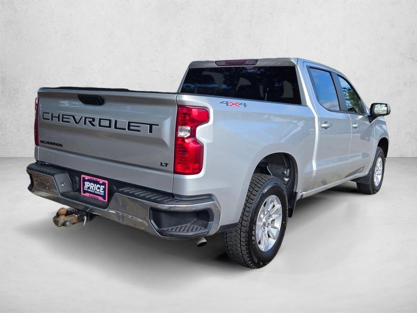 2022 Chevrolet Silverado 1500 Crew Cab Short Box 4-Wheel Drive LT 1LT