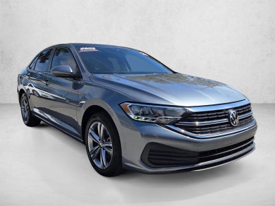 2023 Volkswagen Jetta SE Auto