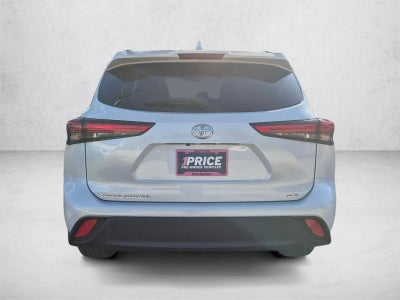 2023 Toyota Highlander XLE FWD (Natl)