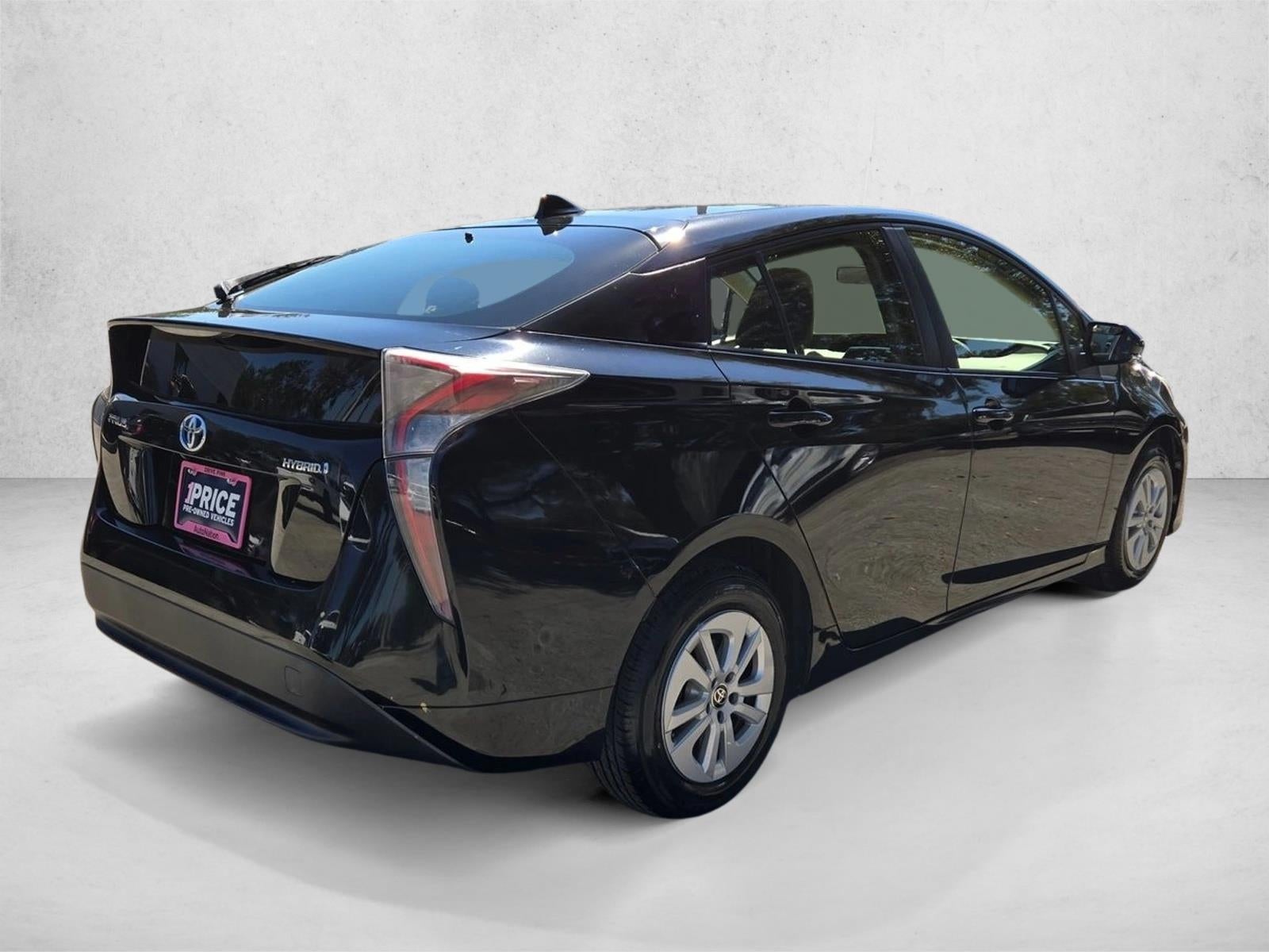 2016 Toyota Prius 5dr HB Two (SE)