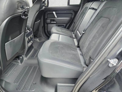 2022 Land Rover Defender 110 V8 AWD
