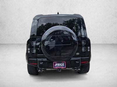 2022 Land Rover Defender 110 V8 AWD