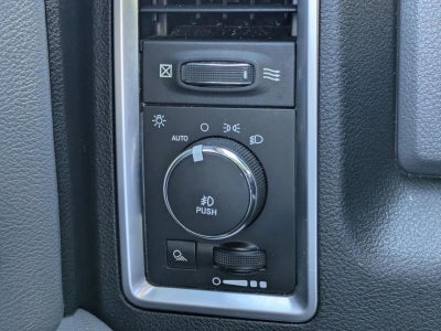 2016 RAM 1500 4WD Quad Cab 6.4 Ft Box Big Horn