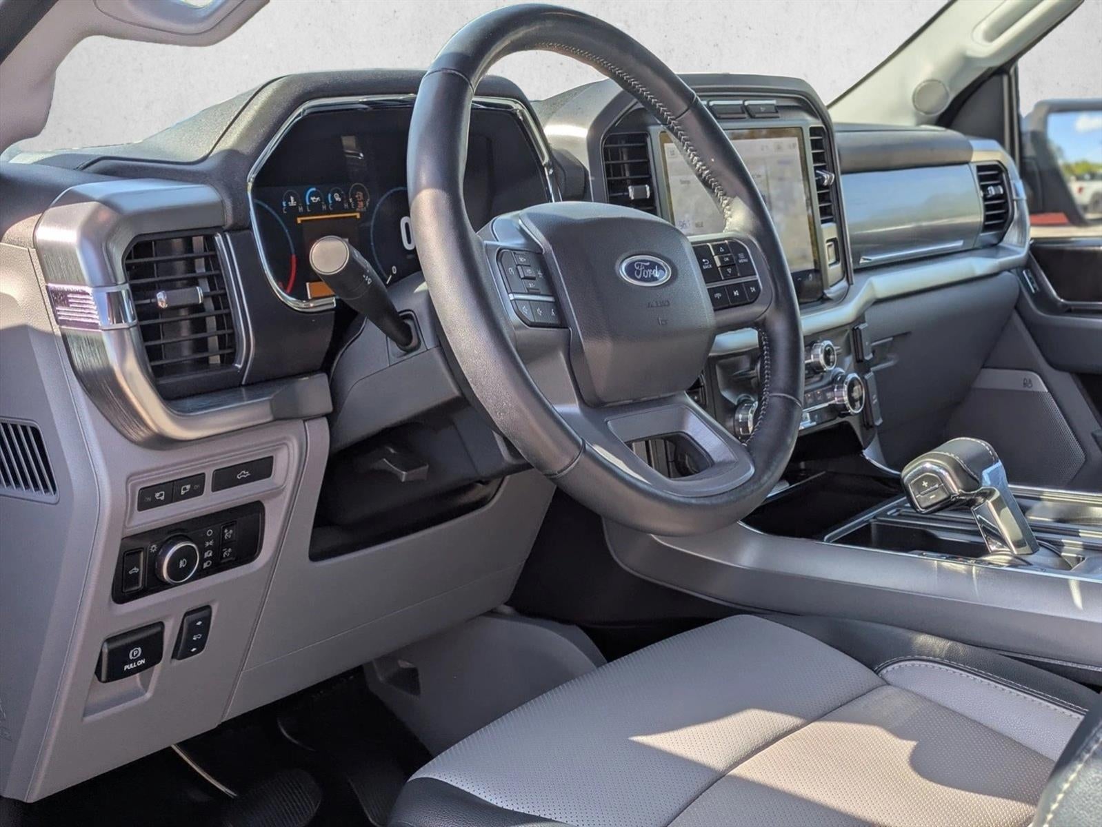 2023 Ford F-150 LARIAT 4WD SuperCrew 5.5' Box