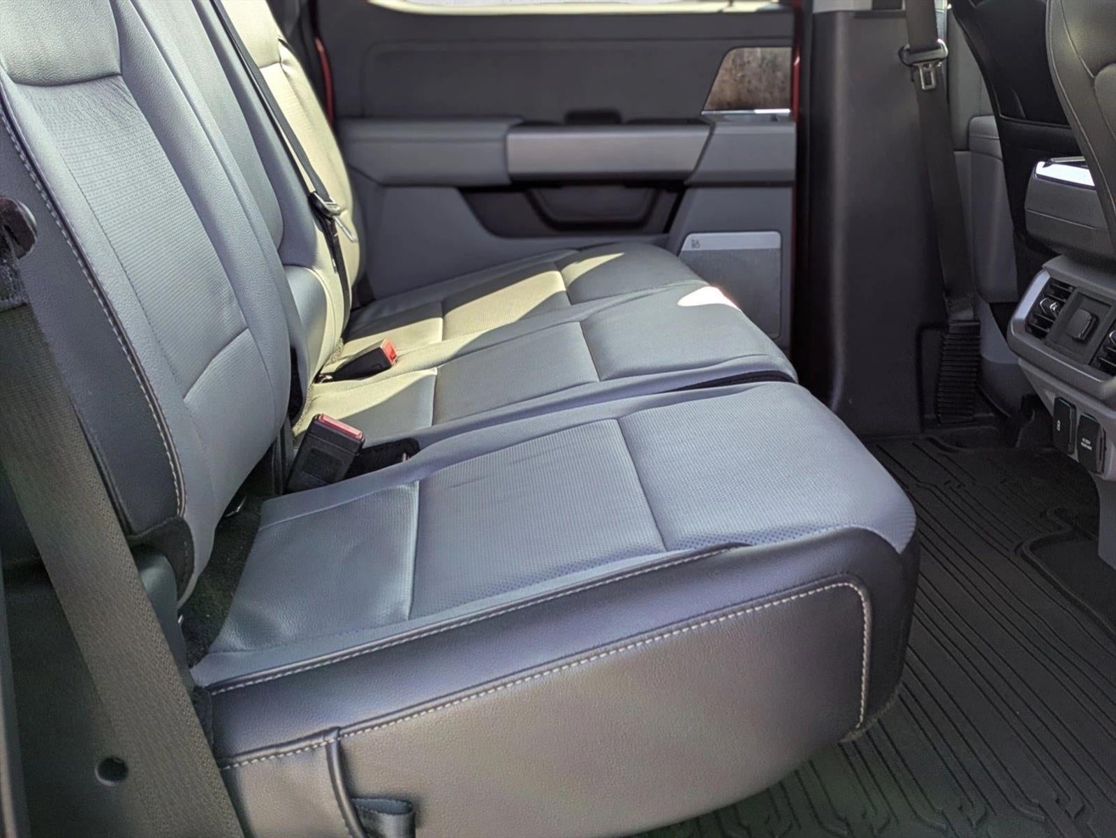 2023 Ford F-150 LARIAT 4WD SuperCrew 5.5' Box