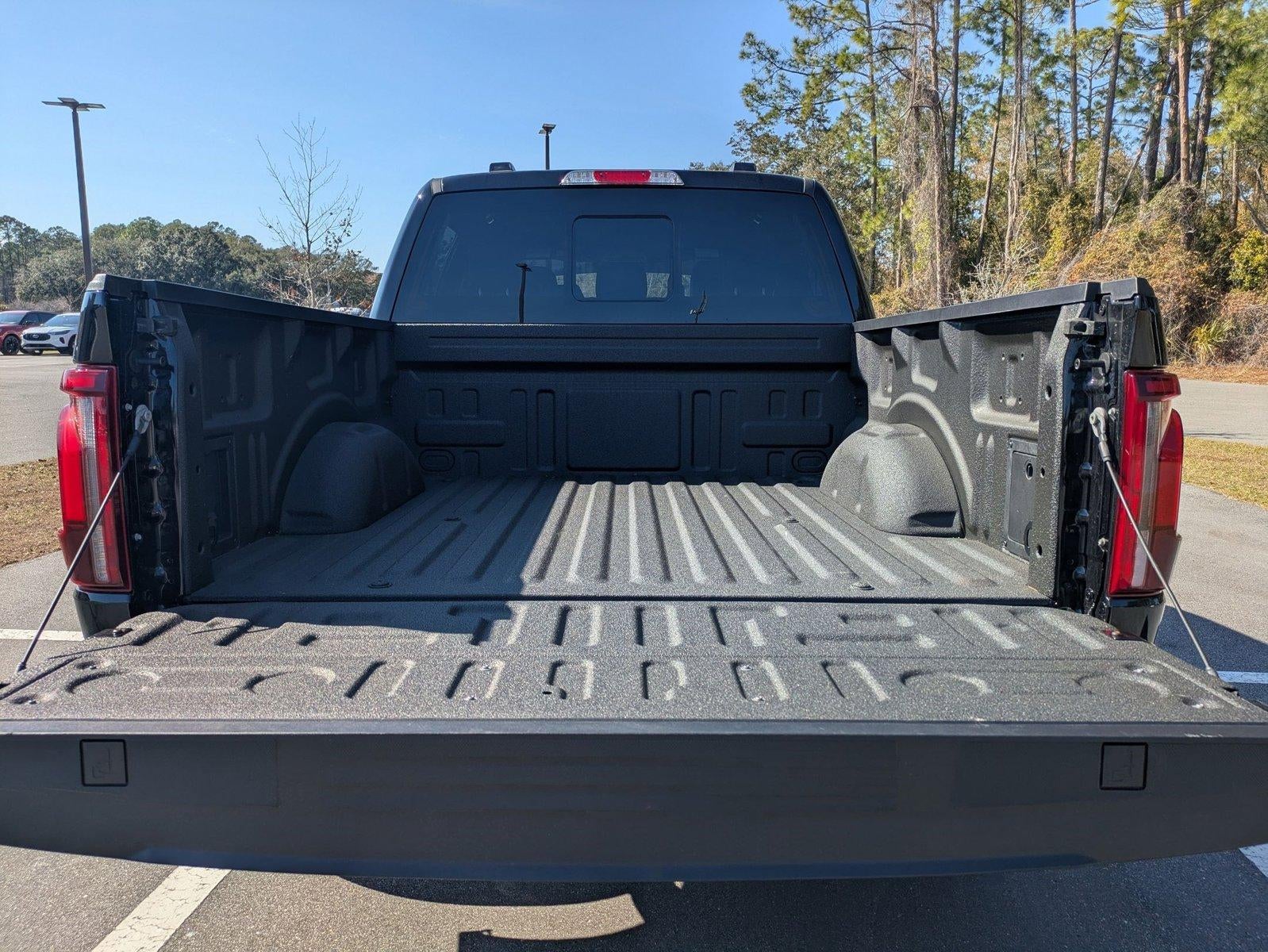 2024 Ford F-150 LARIAT 4WD SuperCrew 5.5' Box