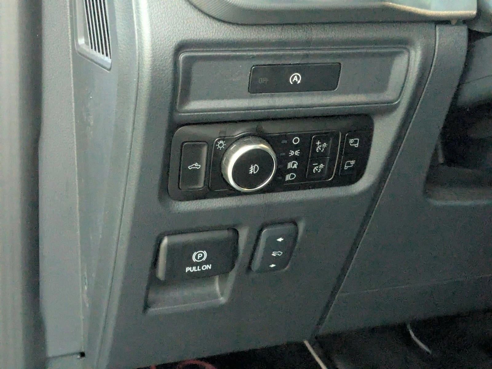 2025 Ford F-150 LARIAT 4WD SuperCrew 5.5' Box