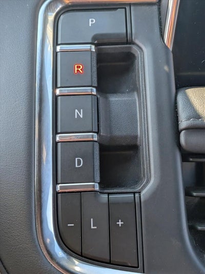 2024 Chevrolet Suburban 2WD LT