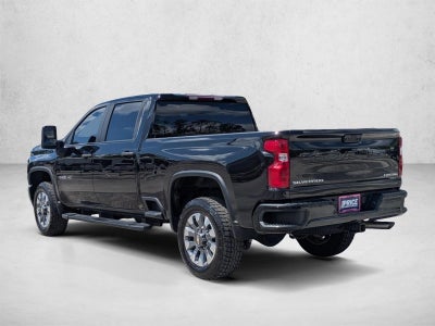 2022 Chevrolet Silverado 2500 HD Crew Cab Standard Box 2-Wheel Drive Custom