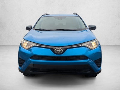 2017 Toyota RAV4 LE FWD (GS)