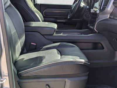 2019 RAM 3500 Limited 4x4 Crew Cab 8' Box