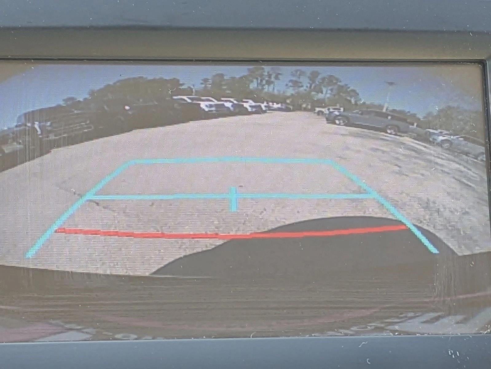 2017 Toyota Camry LE Auto (SE)