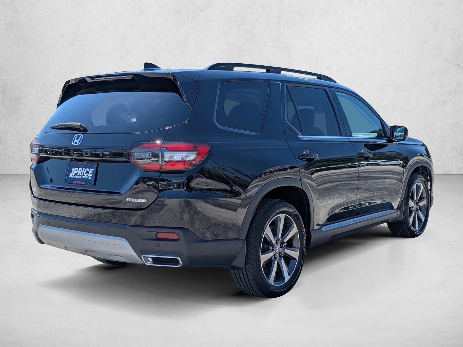 2023 Honda Pilot Touring AWD