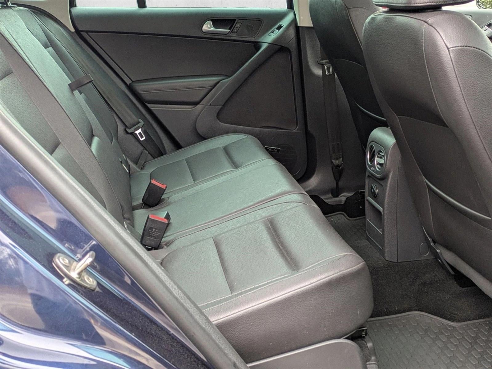 2014 Volkswagen Tiguan 2WD 4dr Auto SEL