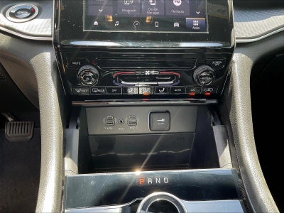 2025 Jeep Grand Cherokee Laredo 4x2