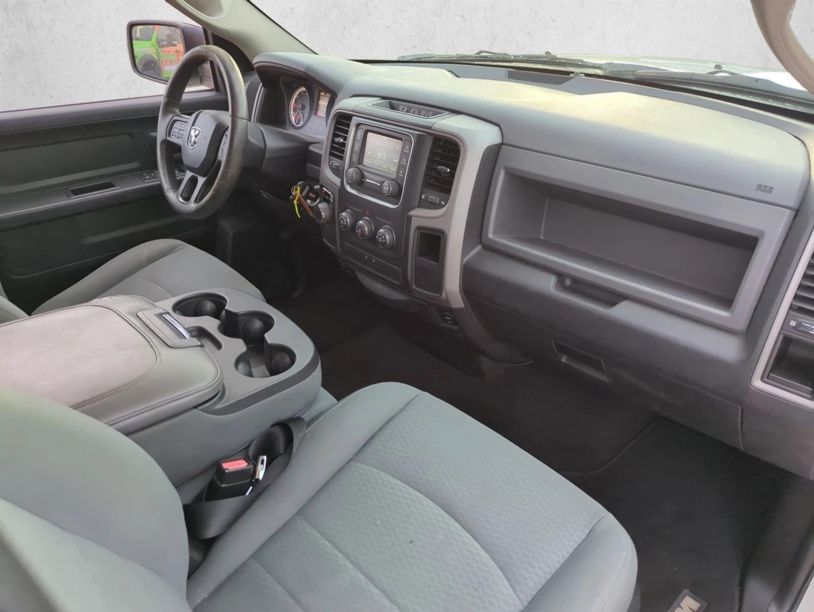 2017 RAM 1500 Express 4x2 Quad Cab 6'4" Box