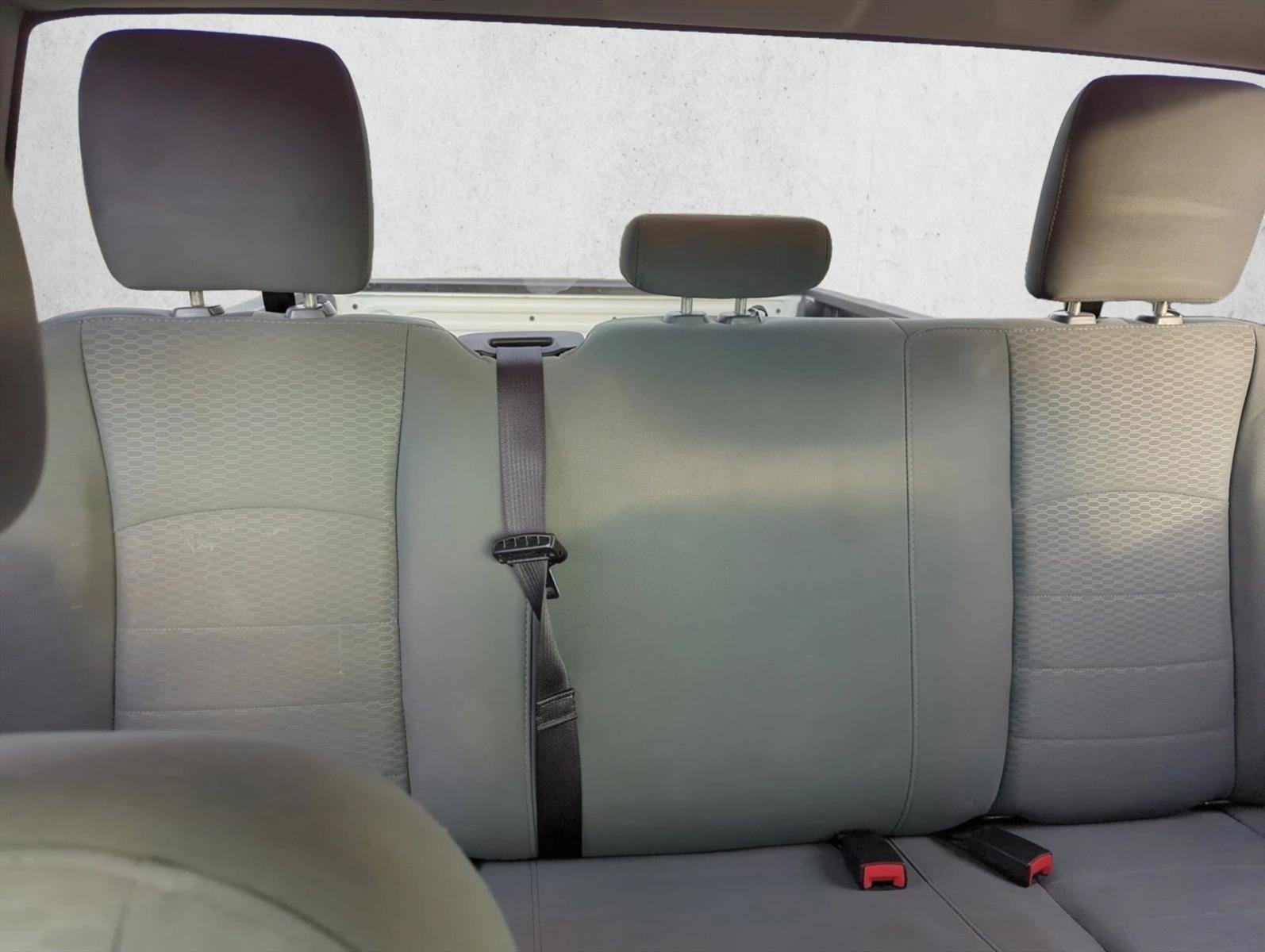 2017 RAM 1500 Express 4x2 Quad Cab 6'4" Box