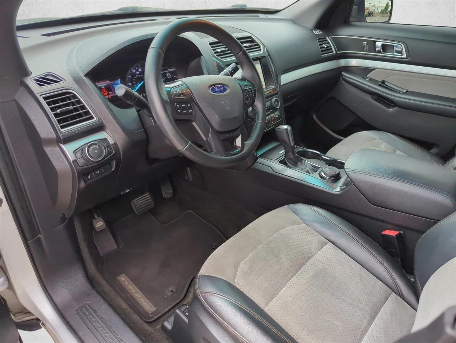 2017 Ford Explorer XLT 4WD