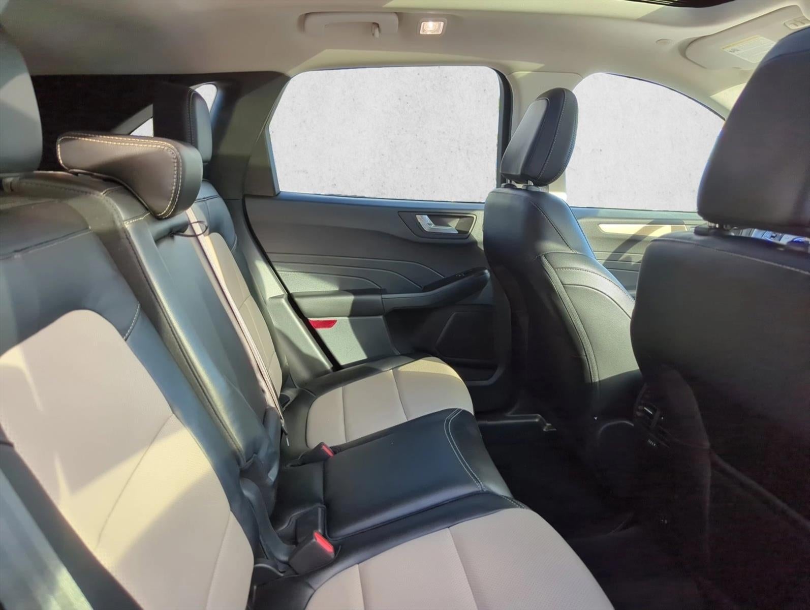 2021 Ford Escape Titanium Plug-In Hybrid FWD