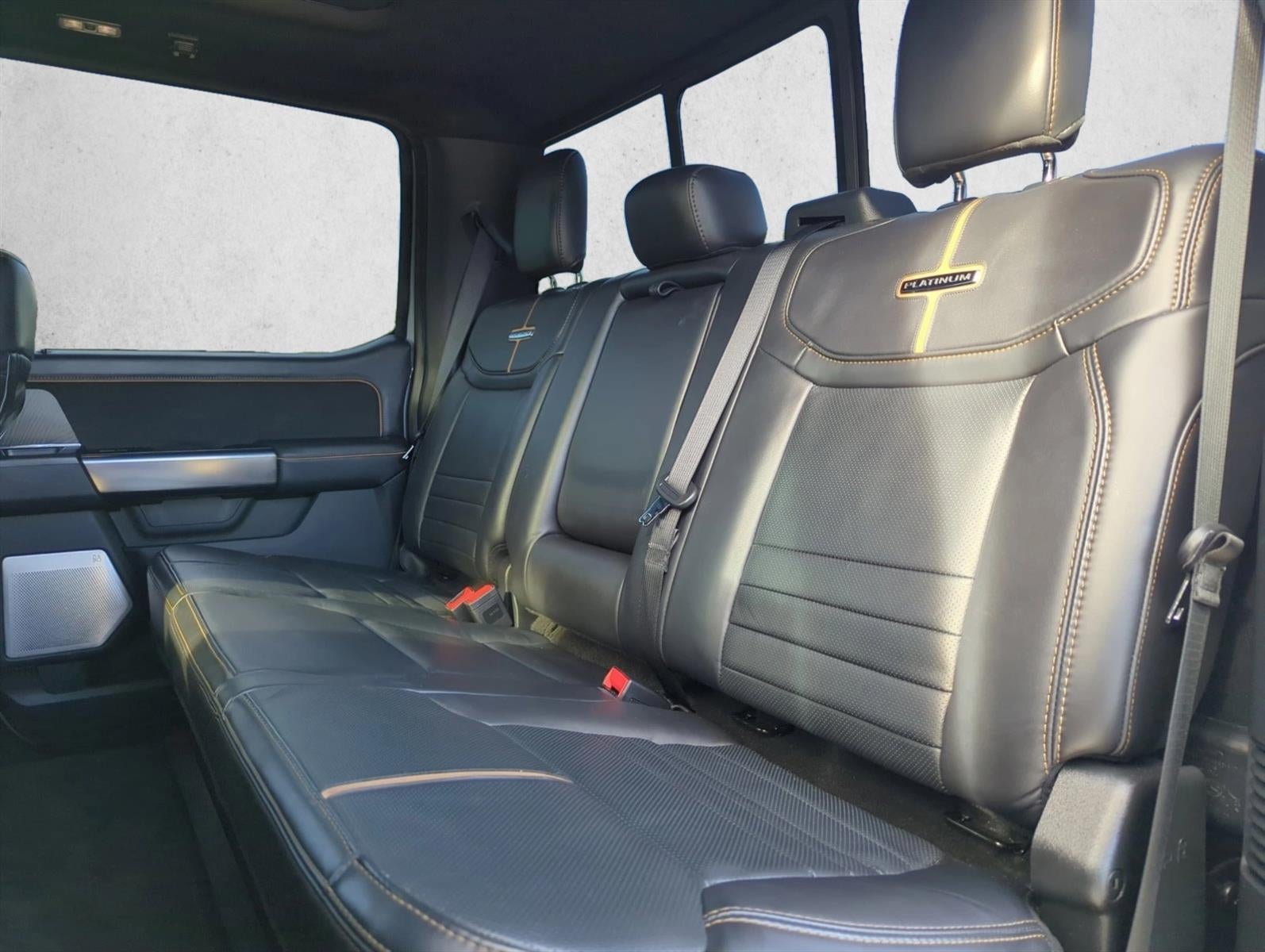 2024 Ford Super Duty F-450 DRW Platinum 4WD Crew Cab 8' Box