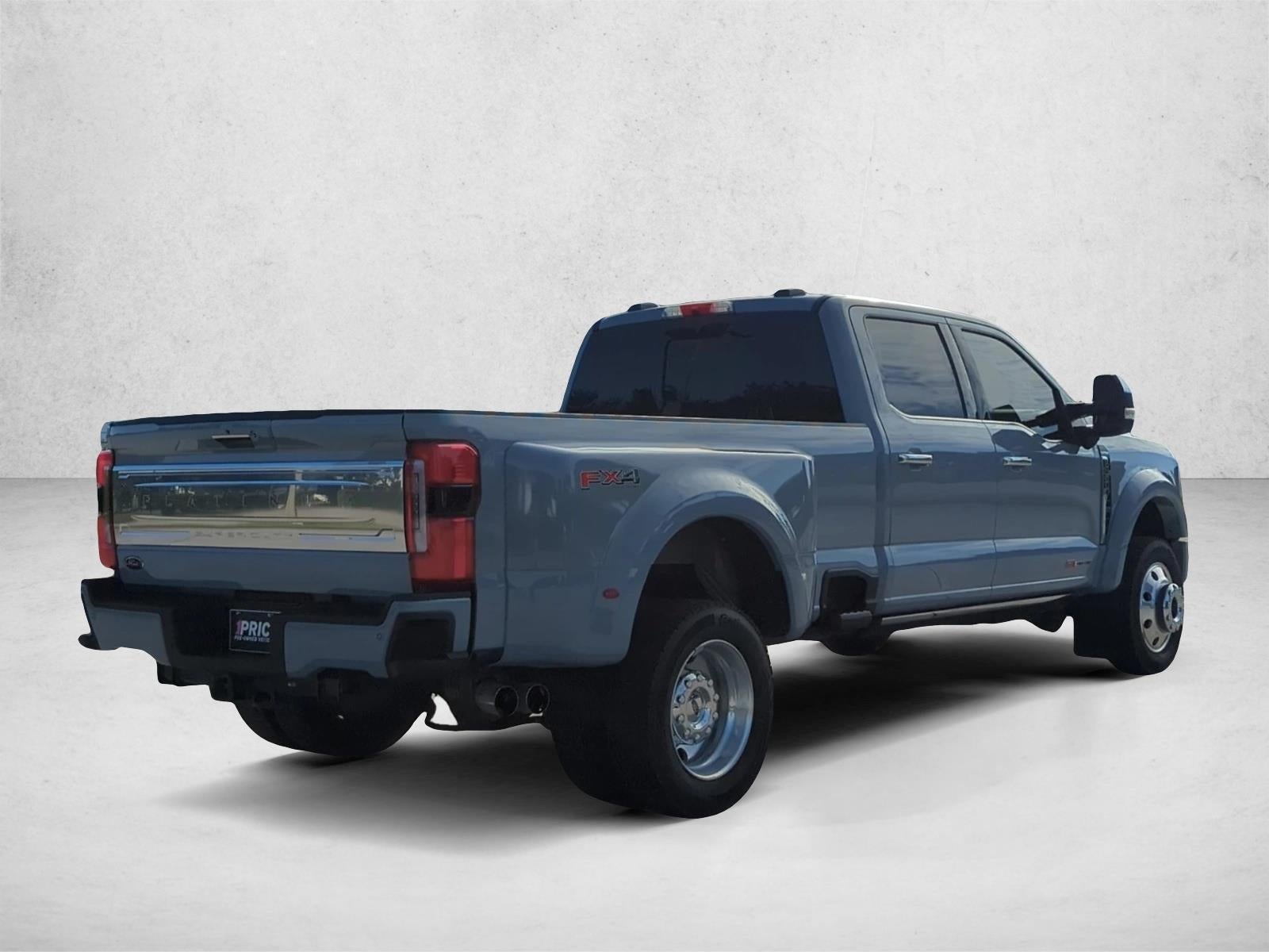 2024 Ford Super Duty F-450 DRW Platinum 4WD Crew Cab 8' Box