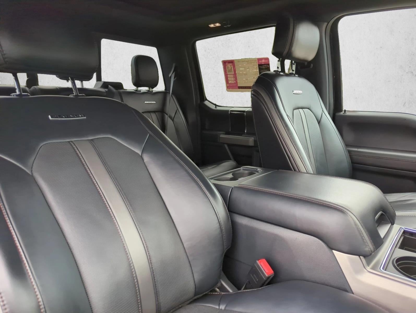 2022 Ford Super Duty F-450 DRW Platinum 4WD Crew Cab 8' Box