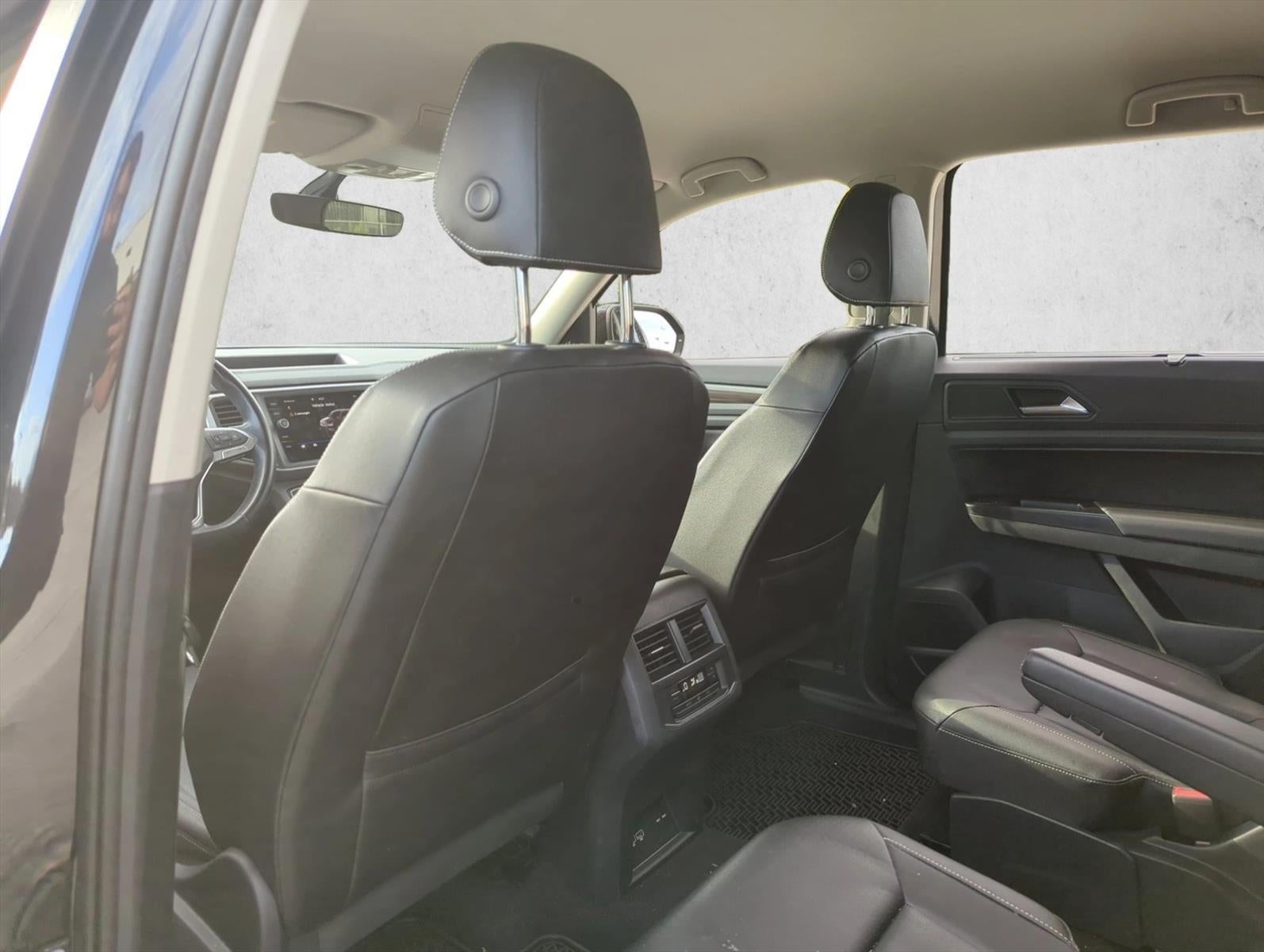 2021 Volkswagen Atlas 2021.5 3.6L V6 SE w/Technology 4MOTION