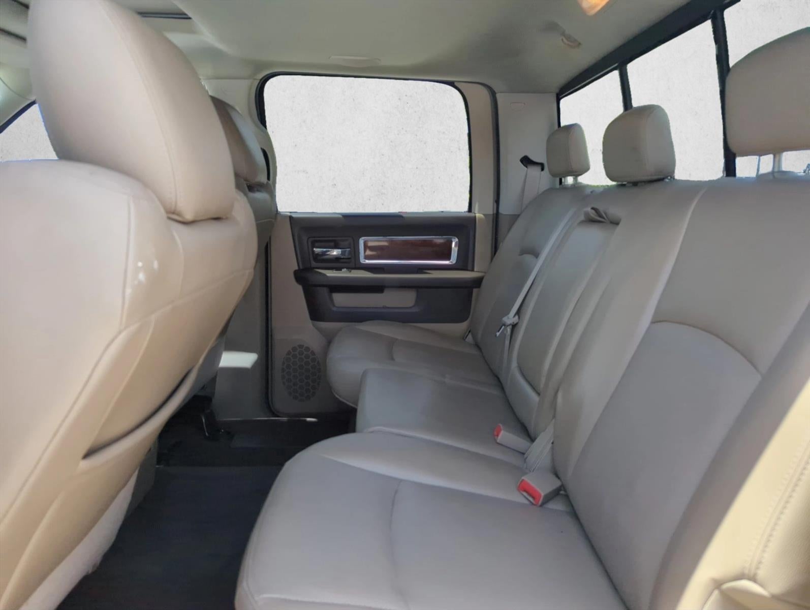 2010 Dodge Ram 2500 2WD Crew Cab 6.4 Ft Box Laramie