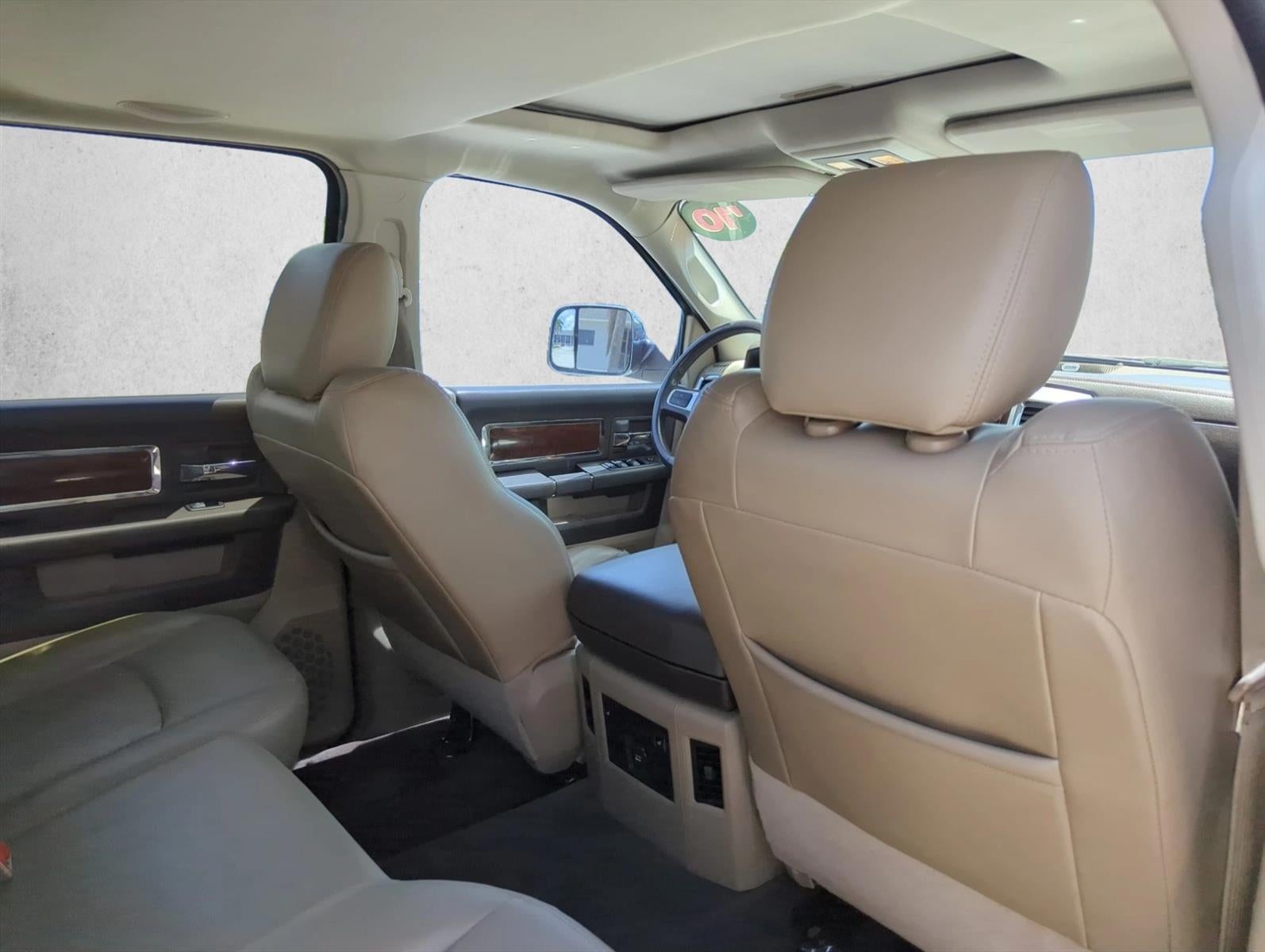 2010 Dodge Ram 2500 2WD Crew Cab 6.4 Ft Box Laramie
