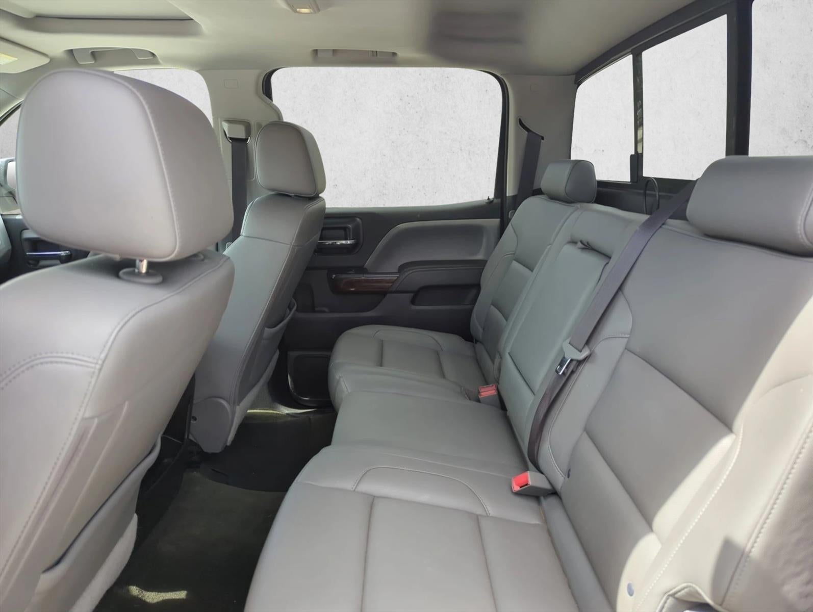 2017 GMC Sierra 1500 Crew Cab Short Box 2-Wheel Drive SLT