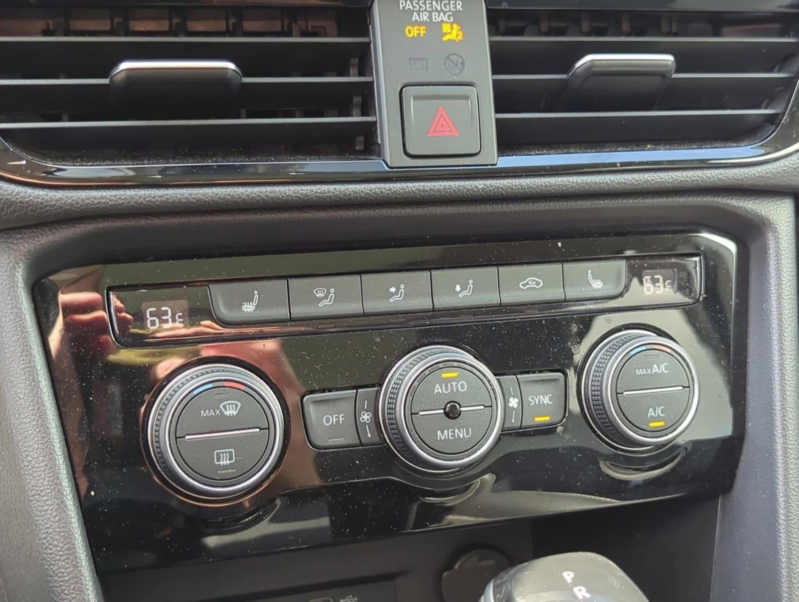 2022 Volkswagen Taos SEL 4MOTION
