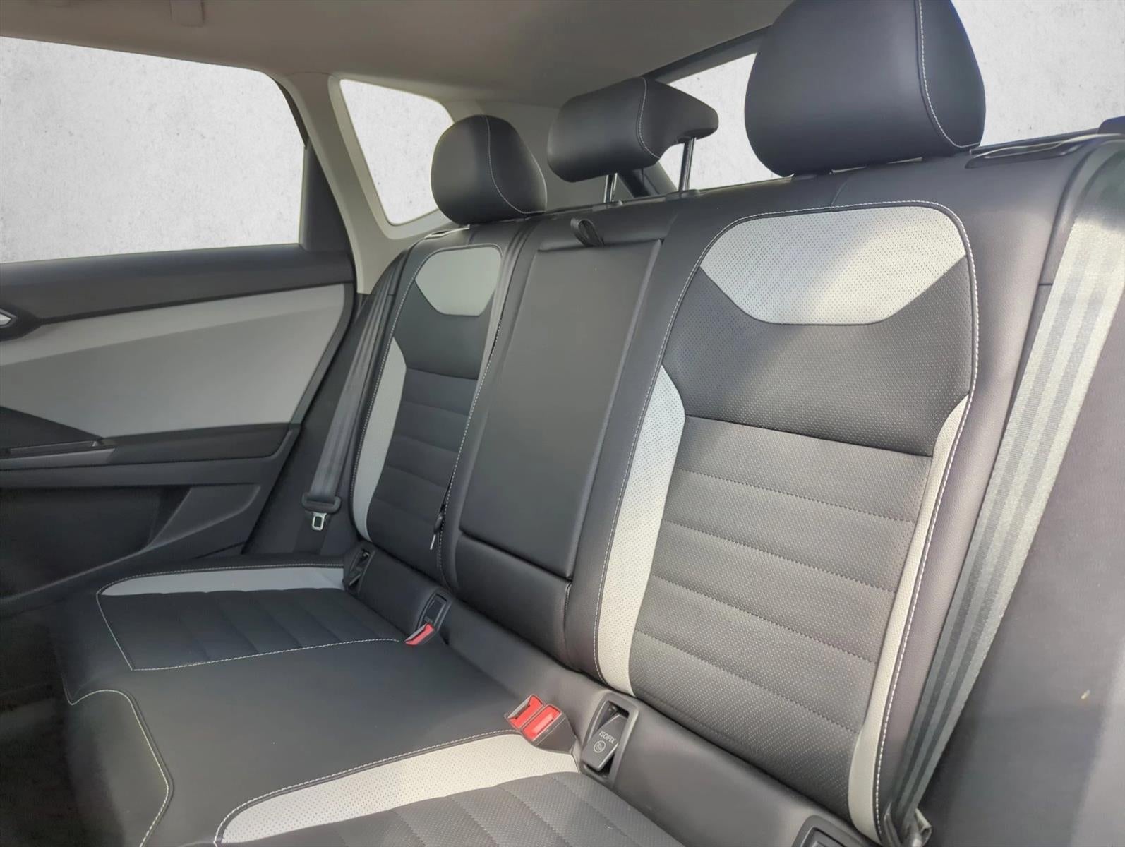 2022 Volkswagen Taos SEL 4MOTION