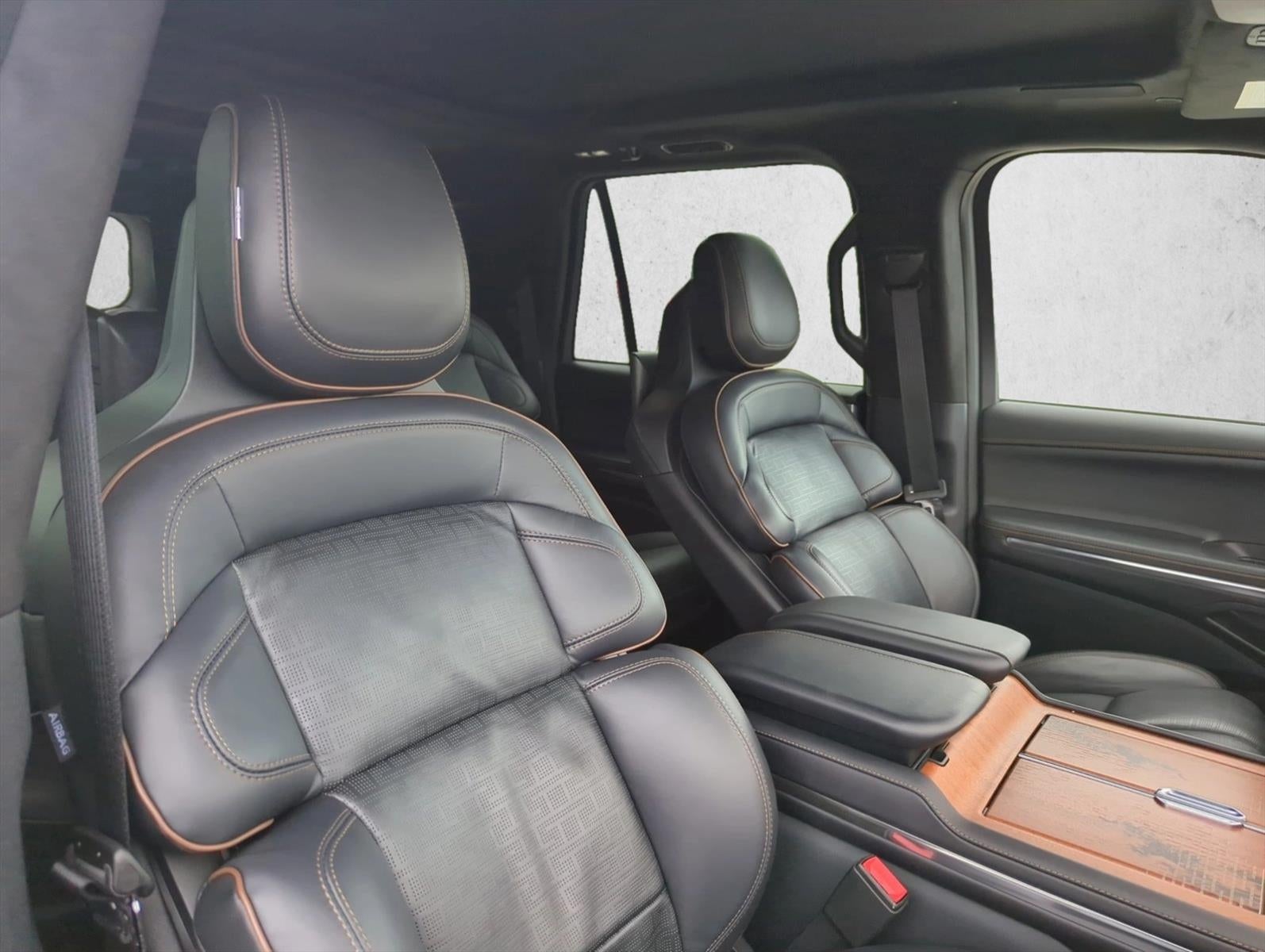 2025 Lincoln Navigator L Black Label 4x4