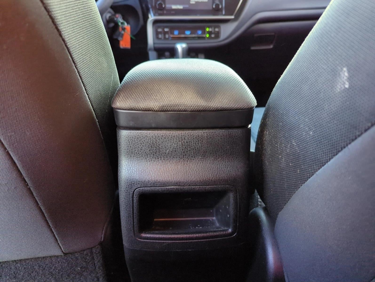 2018 Toyota Corolla LE CVT (Natl)