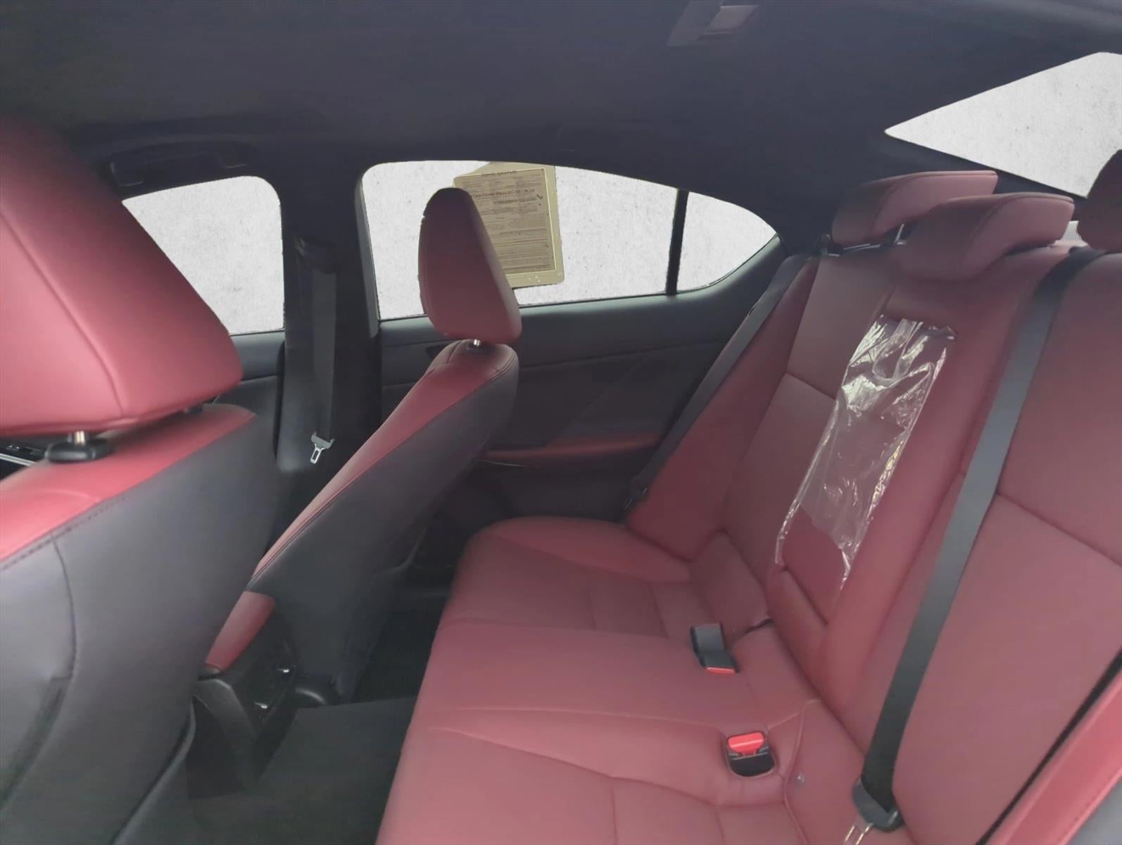 2025 Lexus IS 350 F SPORT Design RWD