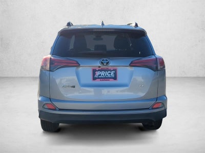 2018 Toyota RAV4 LE FWD (GS)