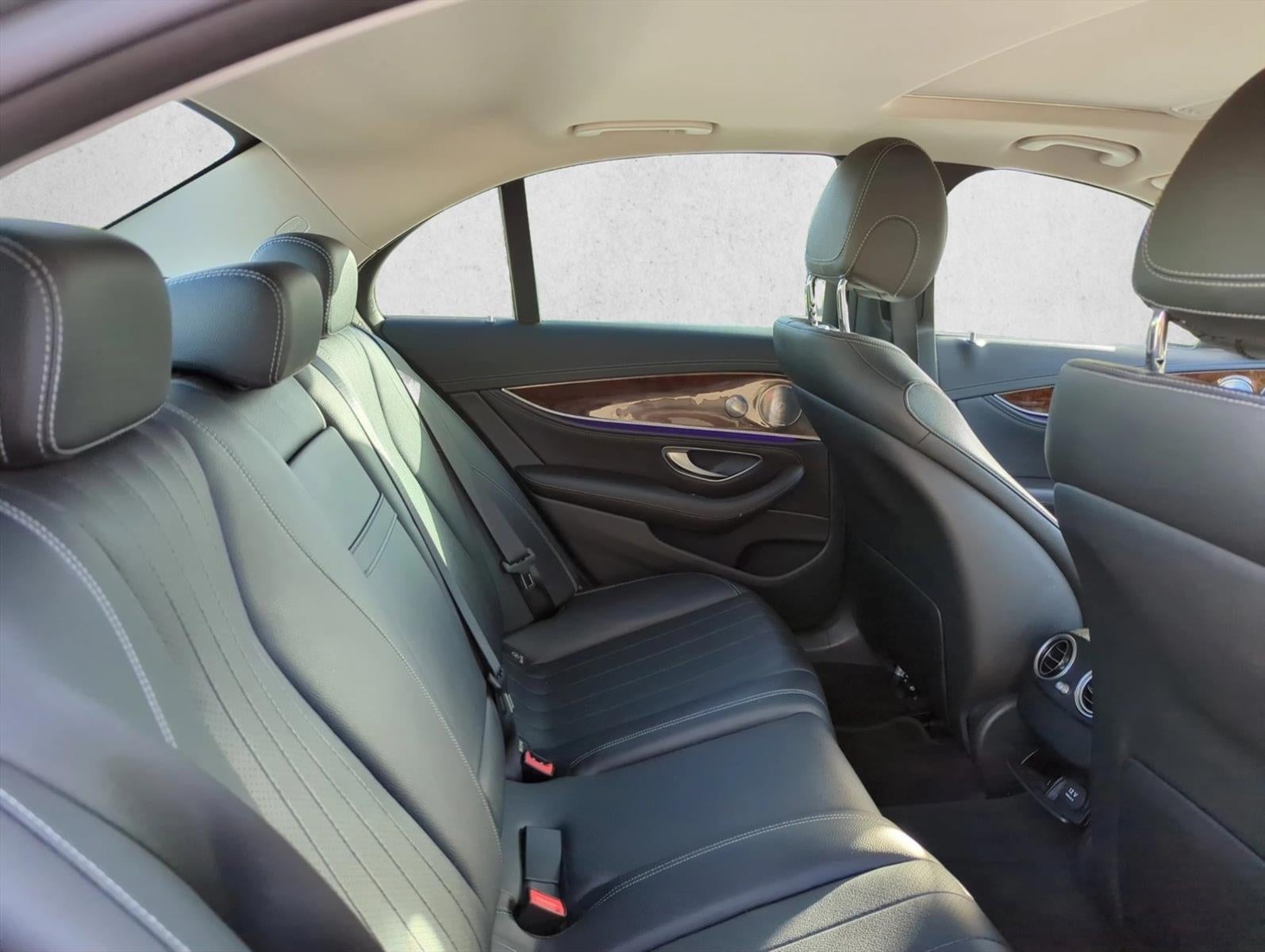 2017 Mercedes-Benz E-Class E 300 Luxury RWD Sedan