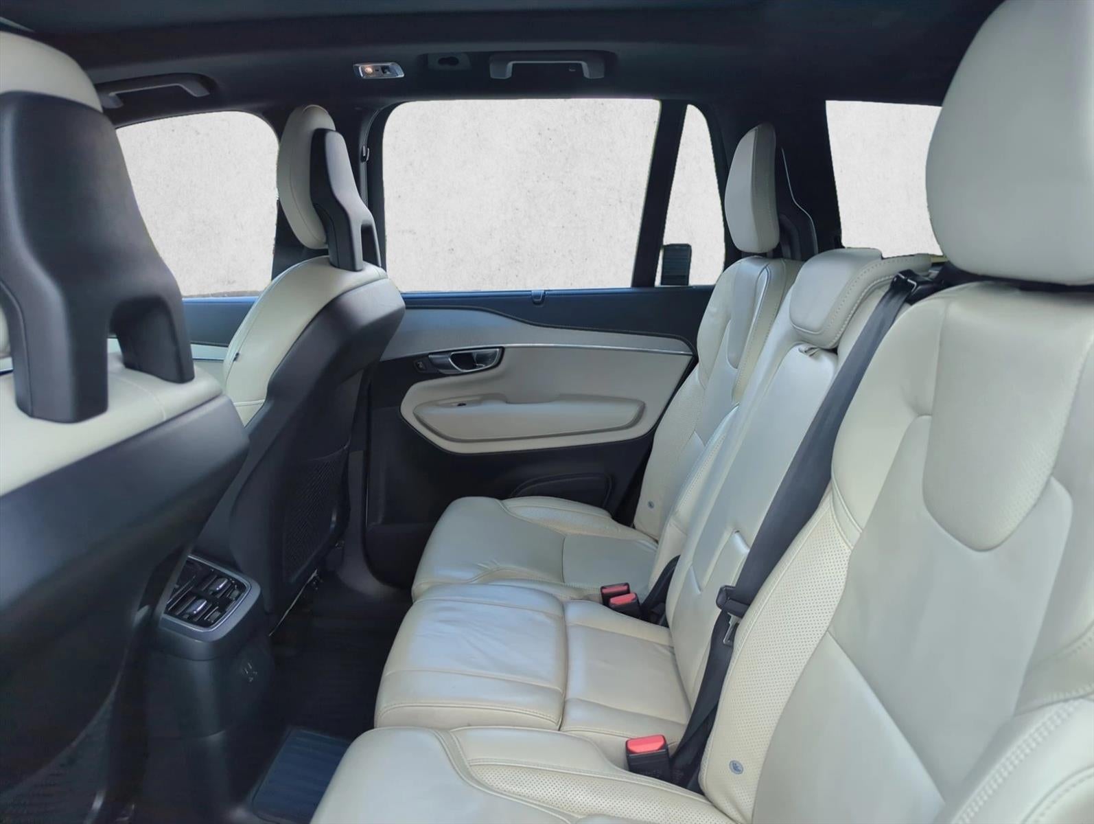 2021 Volvo XC90 Recharge T8 eAWD PHEV R-Design 7P