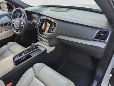 2021 Volvo XC90 Recharge T8 eAWD PHEV R-Design 7P